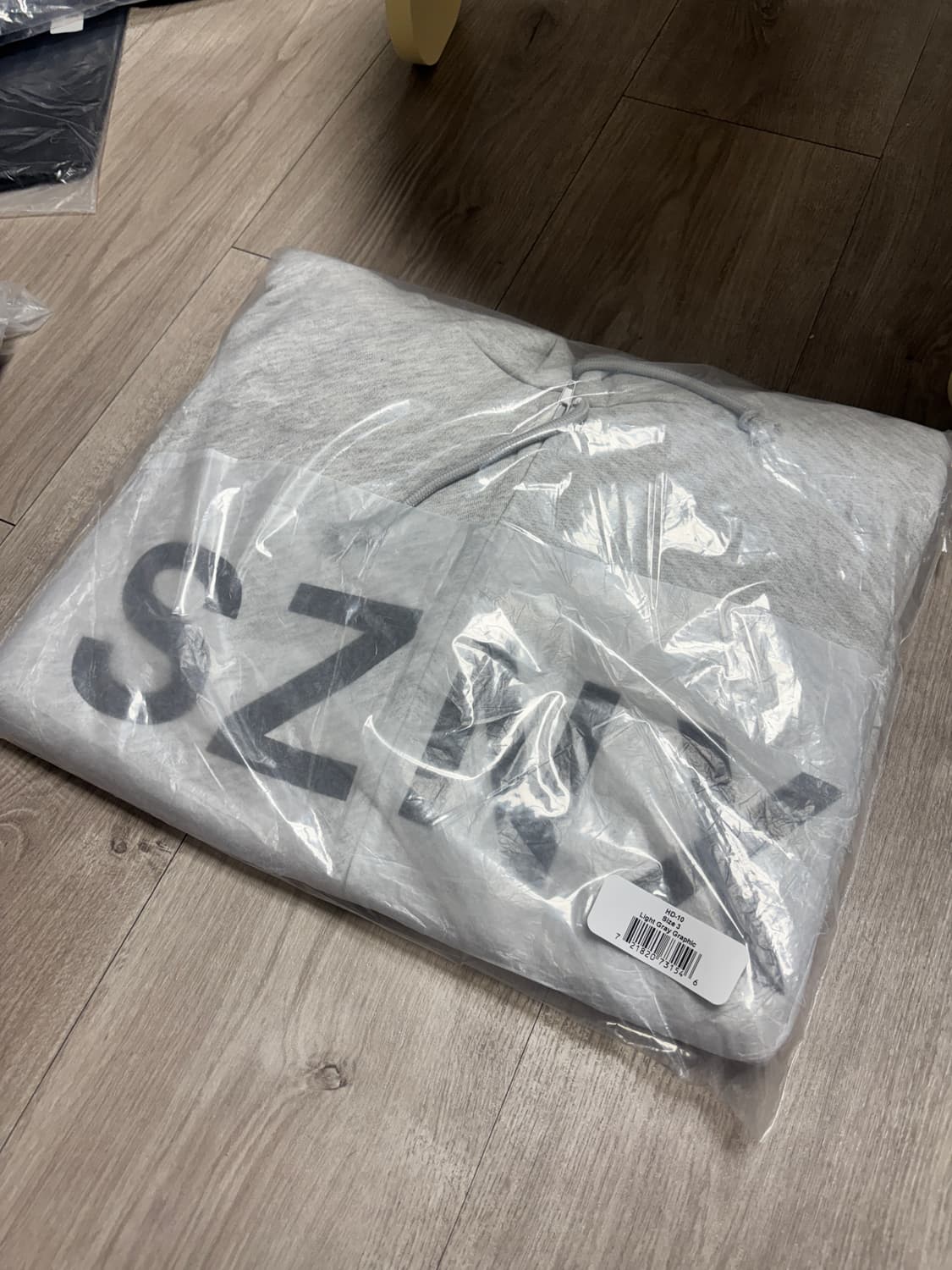 Yeezy 공홈 HD-10 상품이미지3