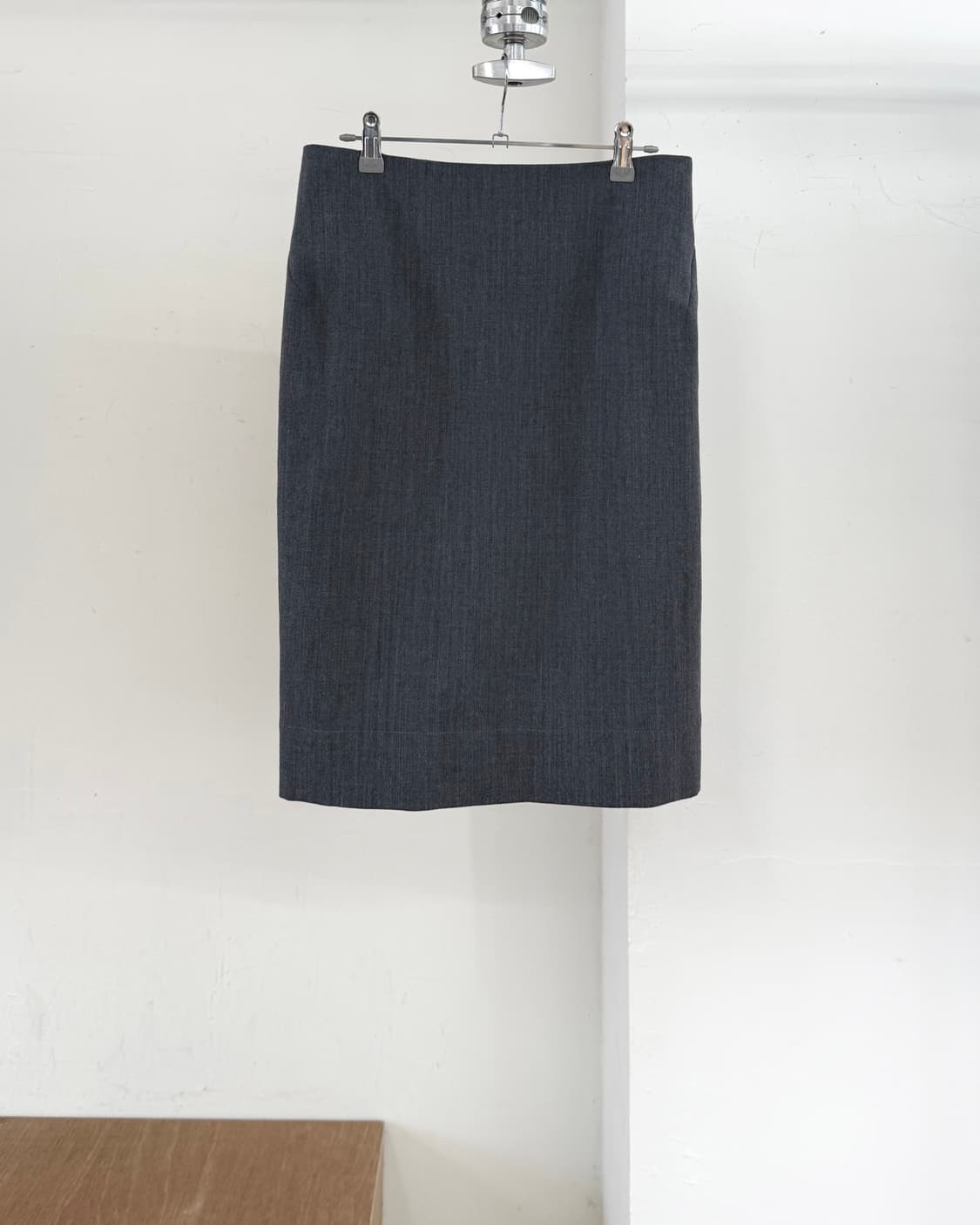 비비안 웨스트우드 그레이 펜슬 미디 스커트 상품이미지1