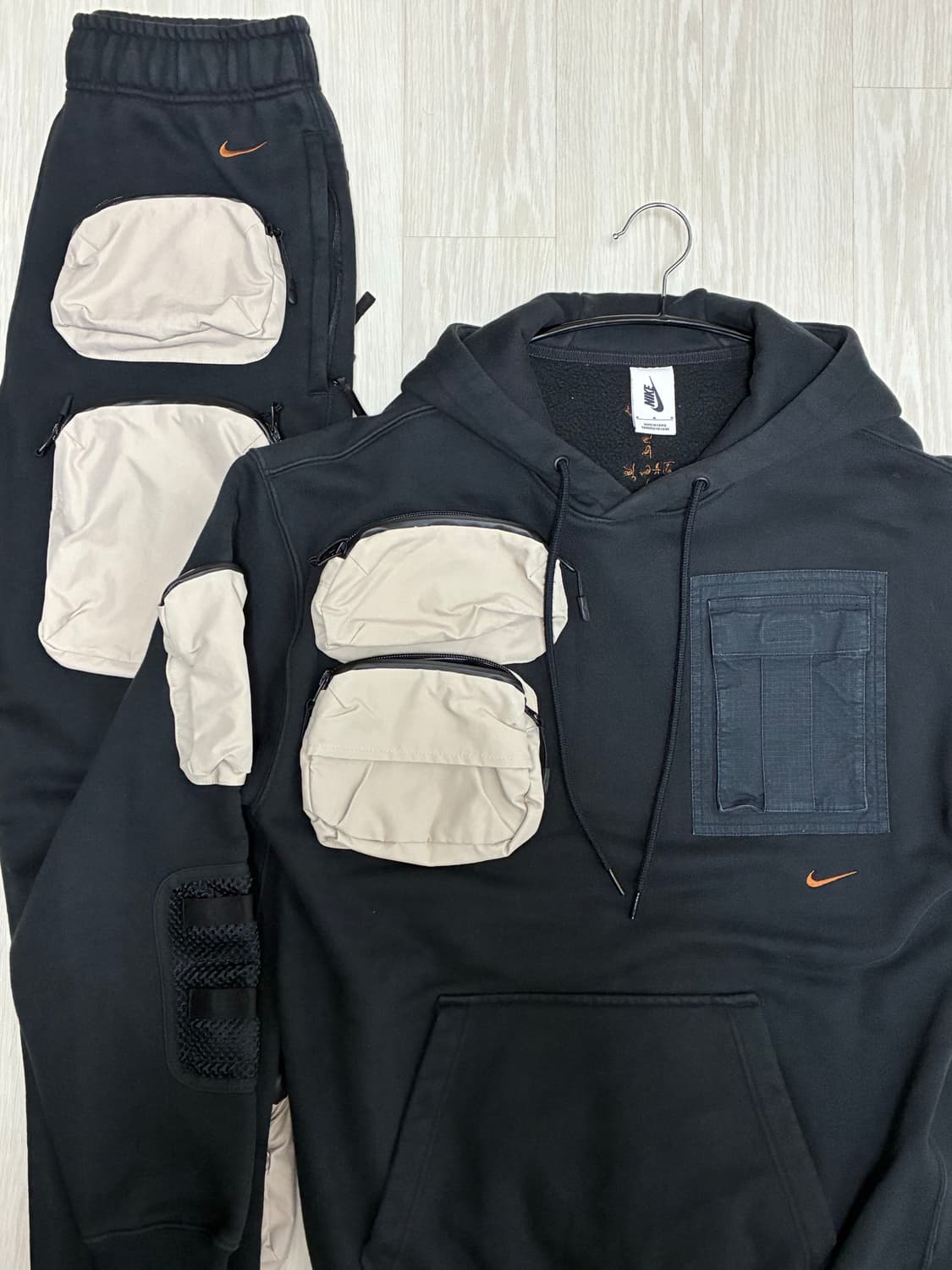 nike x travis scott 상품이미지2