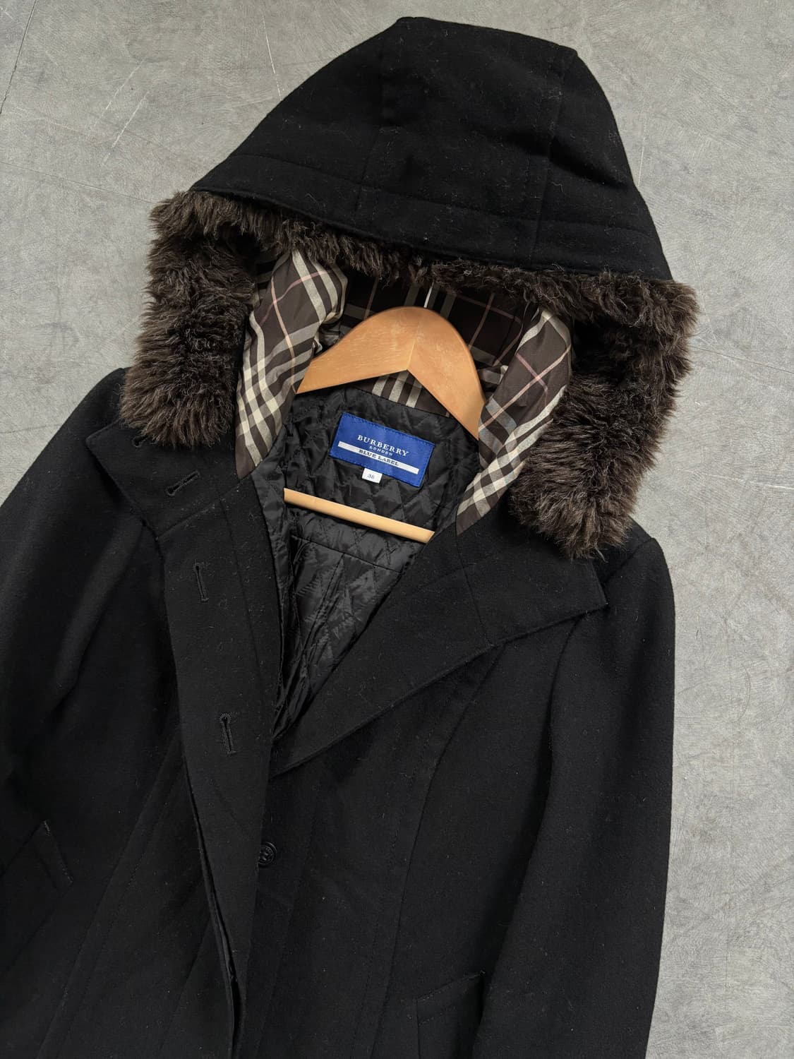 Burberry 버버리 블루라벨 퍼 트리밍 후드 하프 자켓 상품이미지5