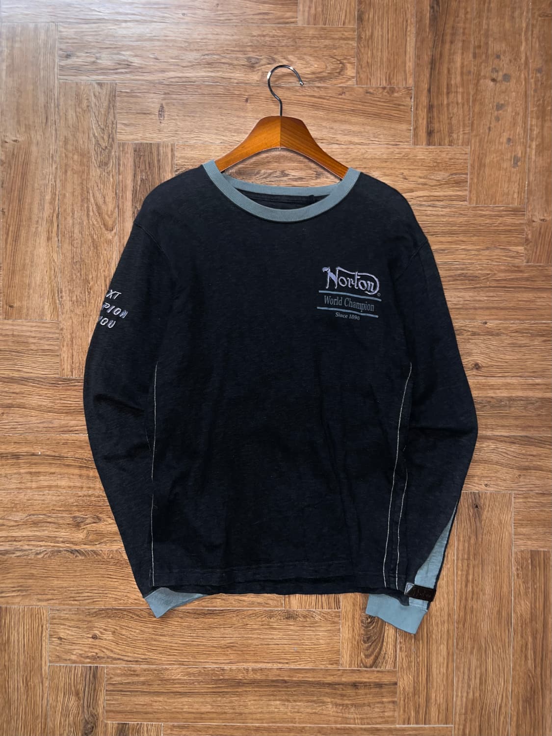 Norton 디테일 롱슬리브 상품이미지3