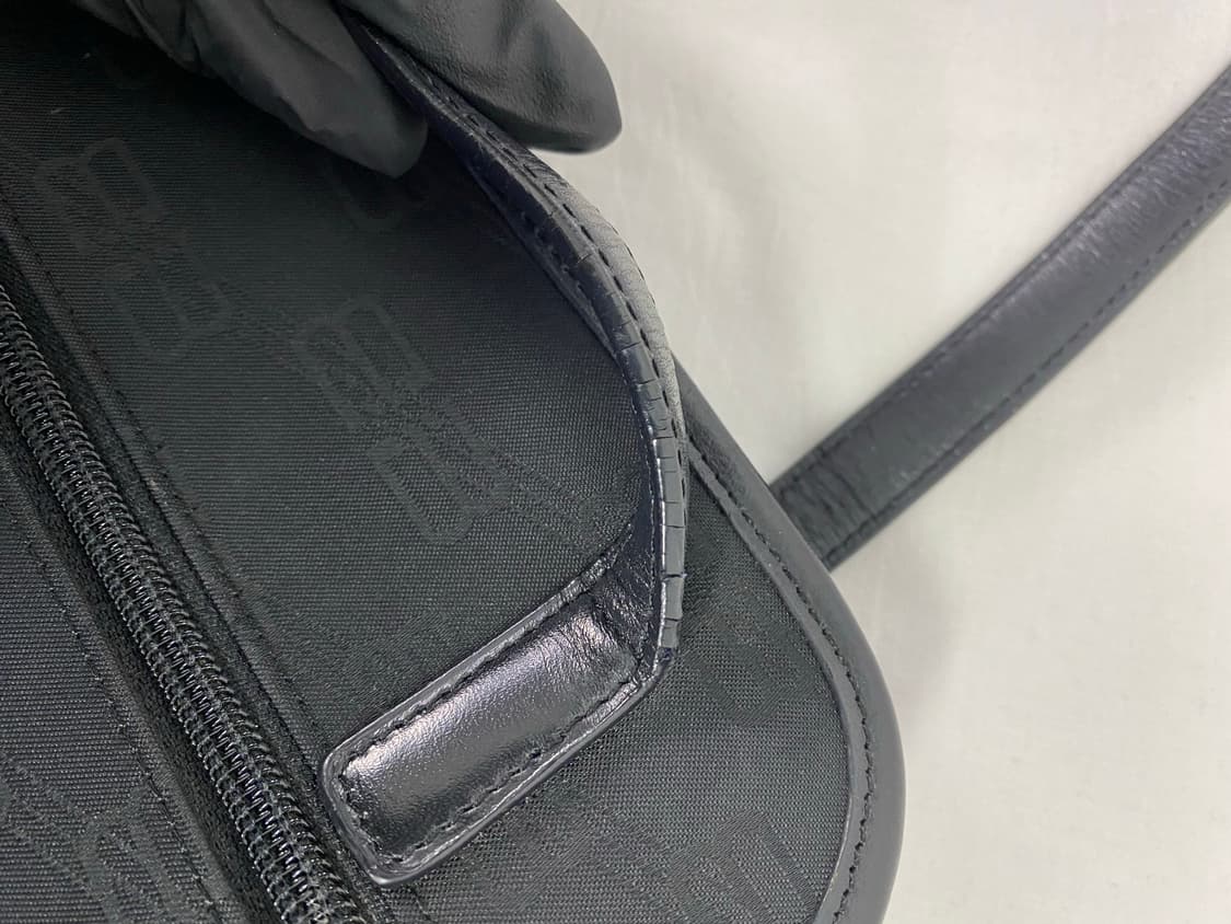 발렌시아가 BB로고 빈티지 모노그램 숄더백  <51> 상품이미지10