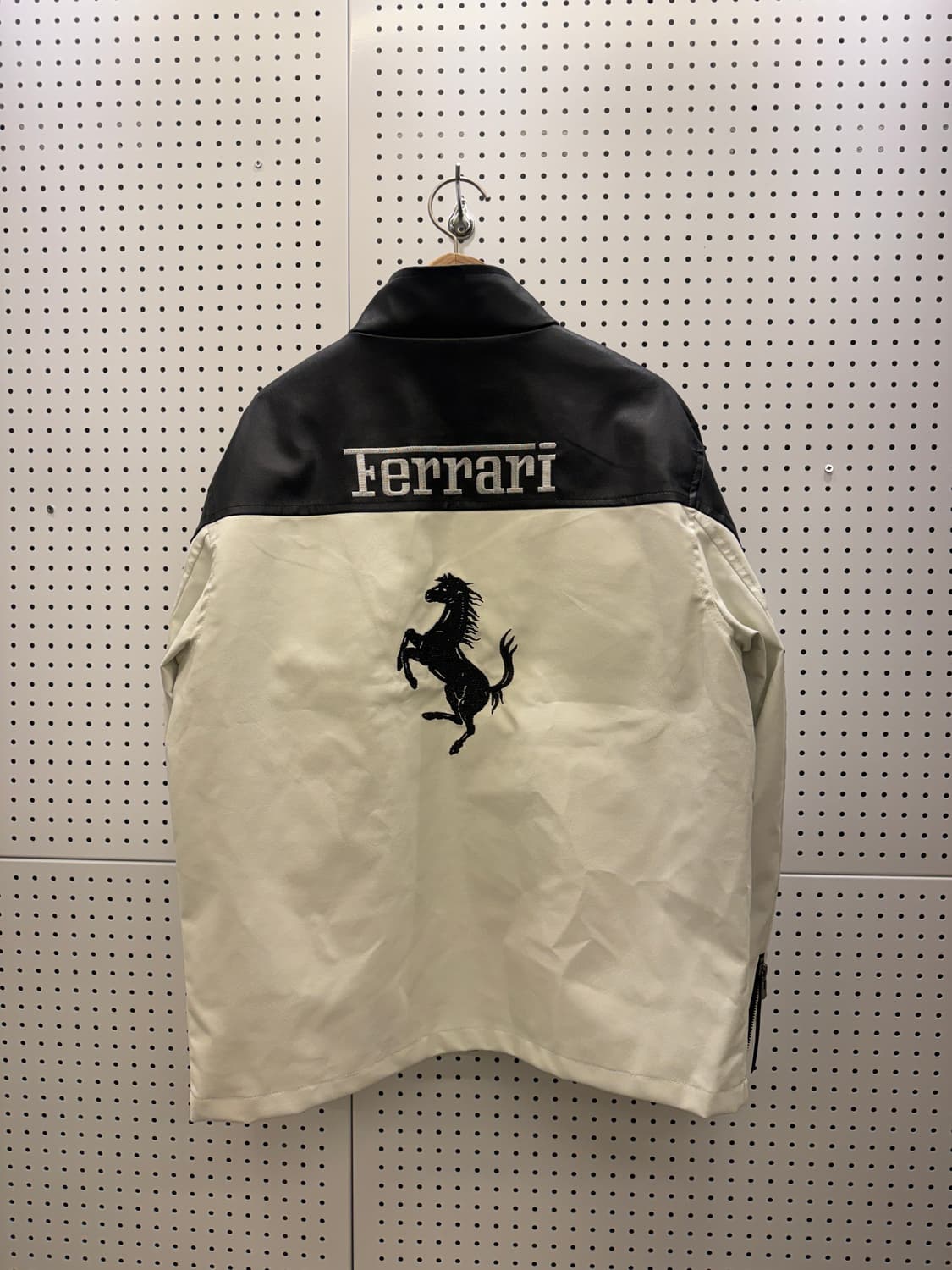 페라리 투톤 빅로고 레더 자켓 U345 상품이미지3