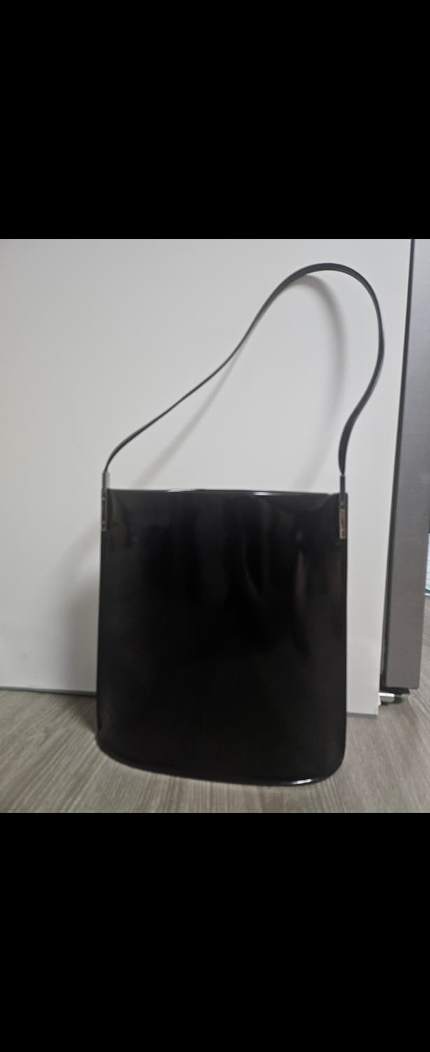 [미착용/새제품] 생로랑 수잔 리지드 숄더백(로제착용) 상품이미지3