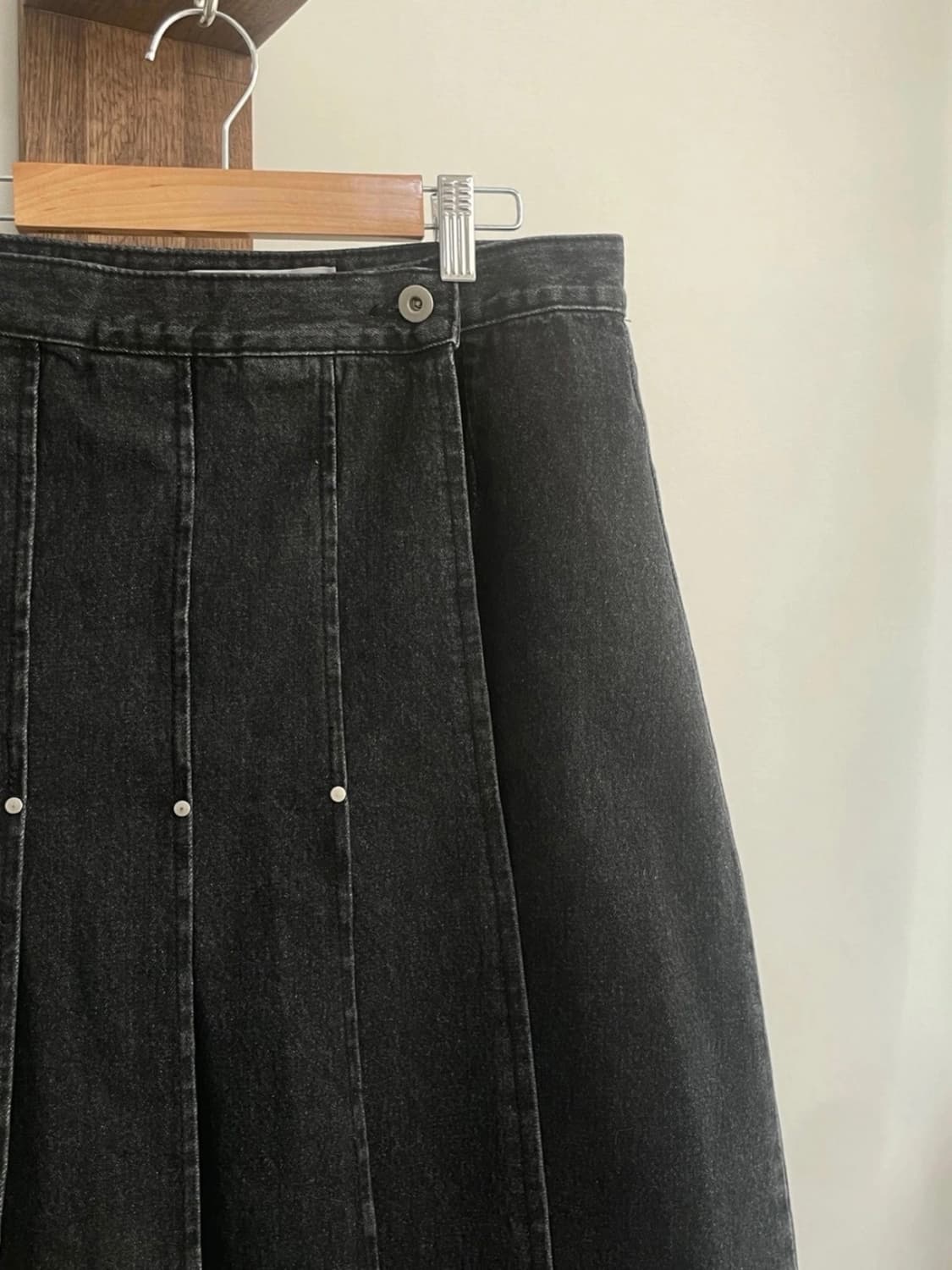 플리츠 데님 롱 스커트 상품이미지6