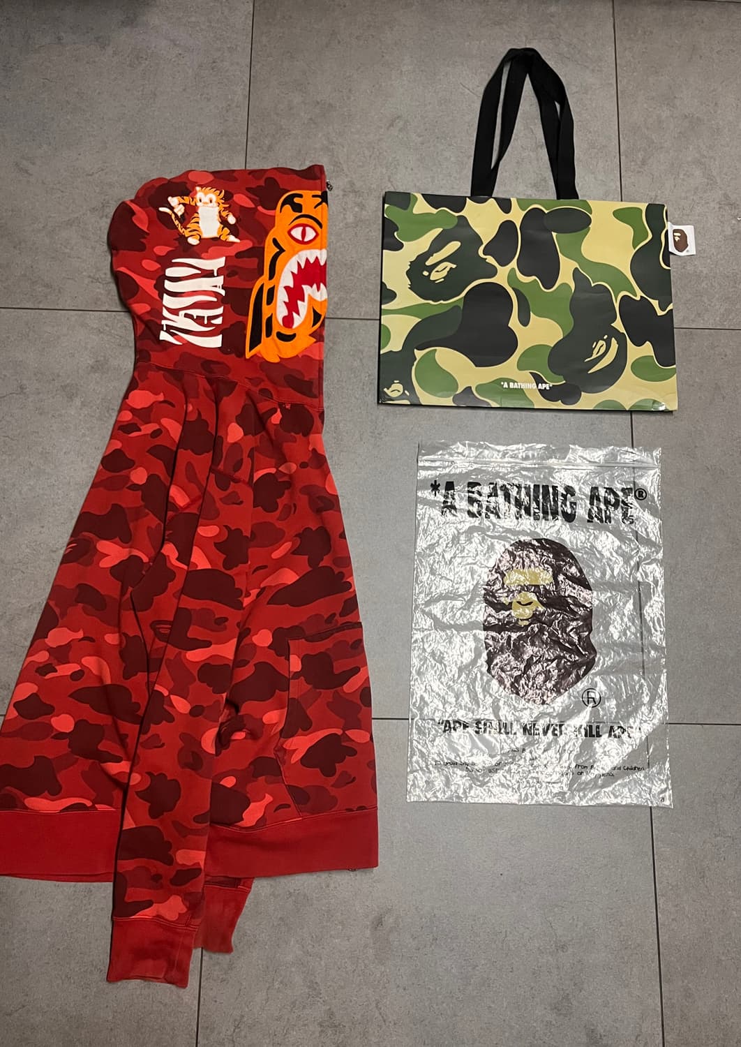 베이프 적계 타이거 후드집업 상품이미지1