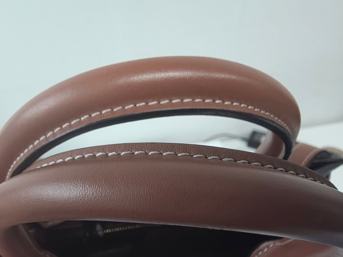 셀린느 트리오페 카바스 스몰백 상품이미지6