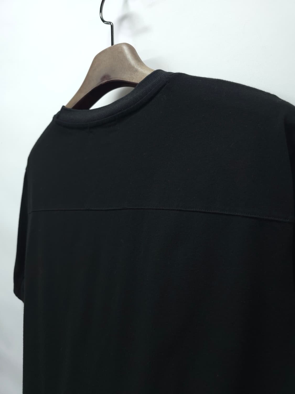 킨록 바이 킨록앤더슨 블랙 포켓 반팔 티셔츠 105 상품이미지9