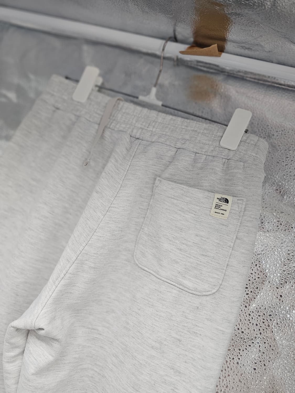 노스페이스 트레이닝 와이드 라이트그레이 면 바지 상품이미지4