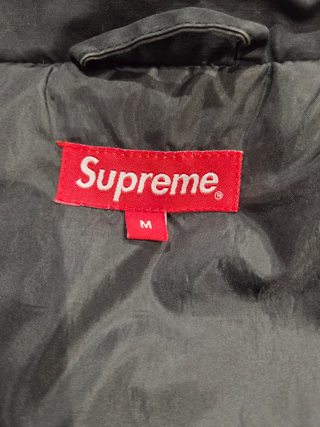 슈프림 우주인패딩 정품 상품이미지8