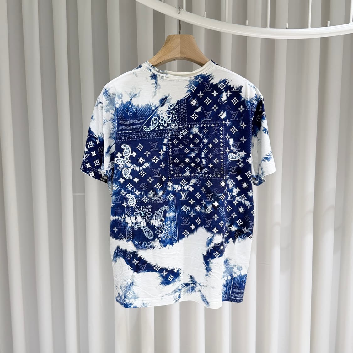 (A+/M) / 루이비통 모노그램 반다나 프린티드 반팔 티셔츠 인디고 상품이미지5