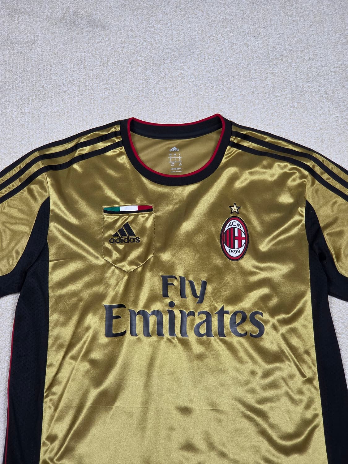 [아디다스] 13-14 시즌 AC밀란 써드 반팔 유니폼 | S00141 상품이미지2