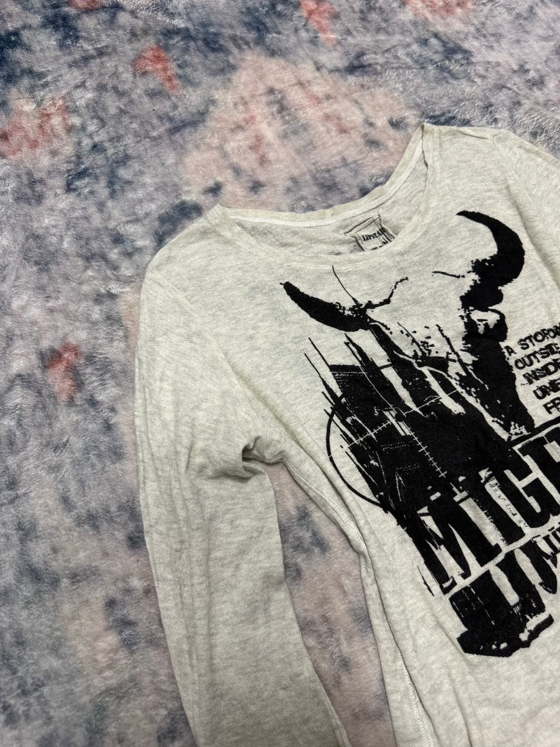 Lipstar distressed printing cut sew 상품이미지4