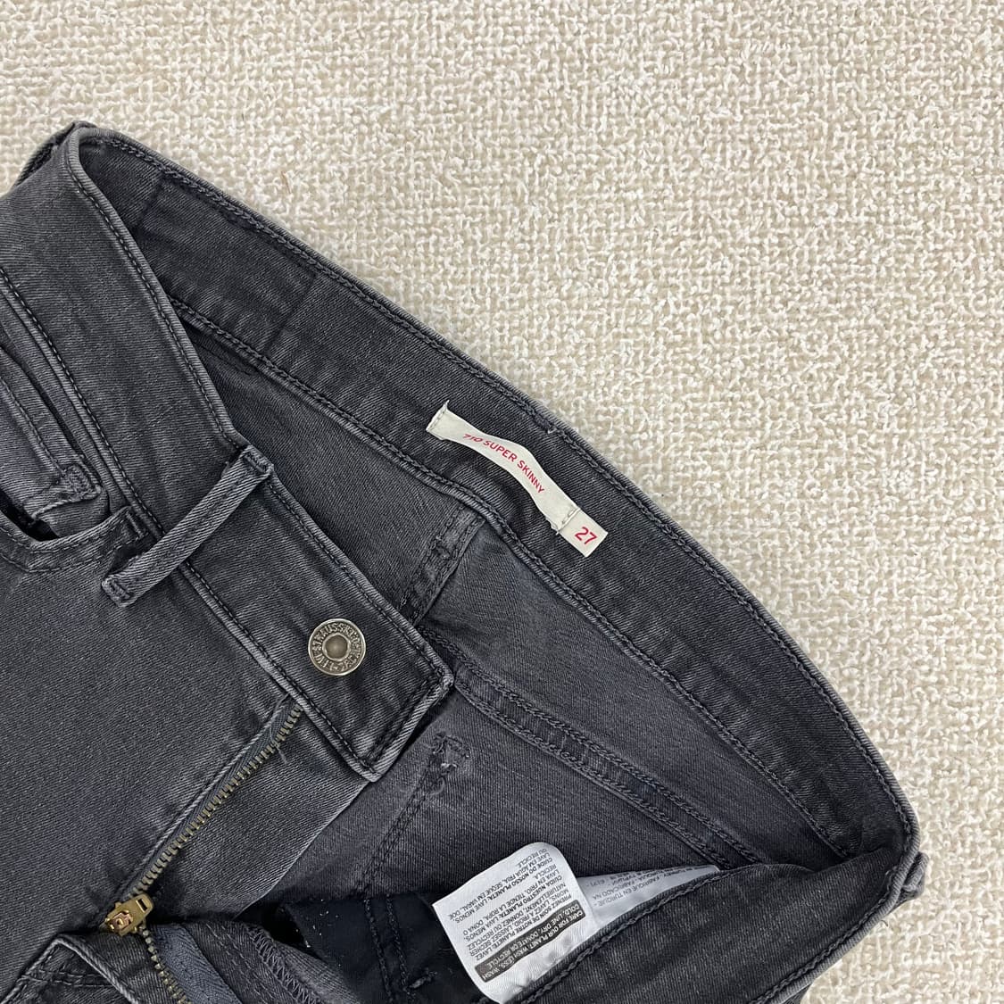 27 리바이스 슈퍼 스키니 흑청 데님 0213M 상품이미지2