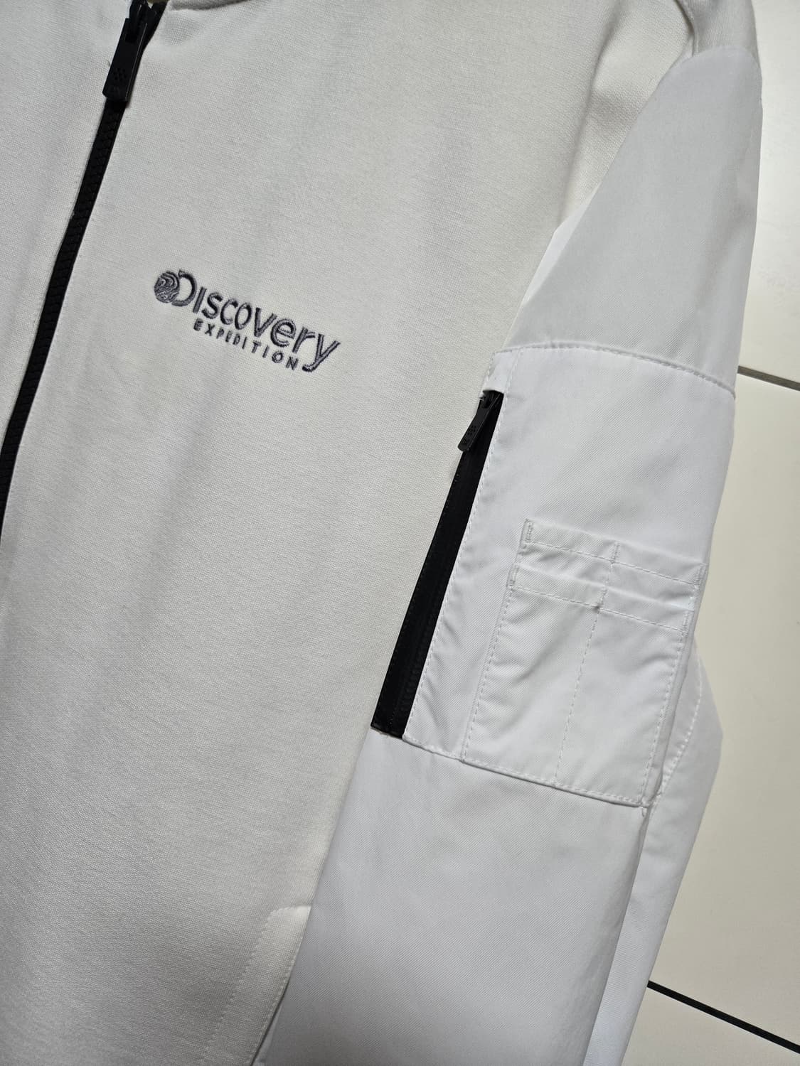 디스커버리 남성 화이트 항공점퍼 봄버자켓 상품이미지4
