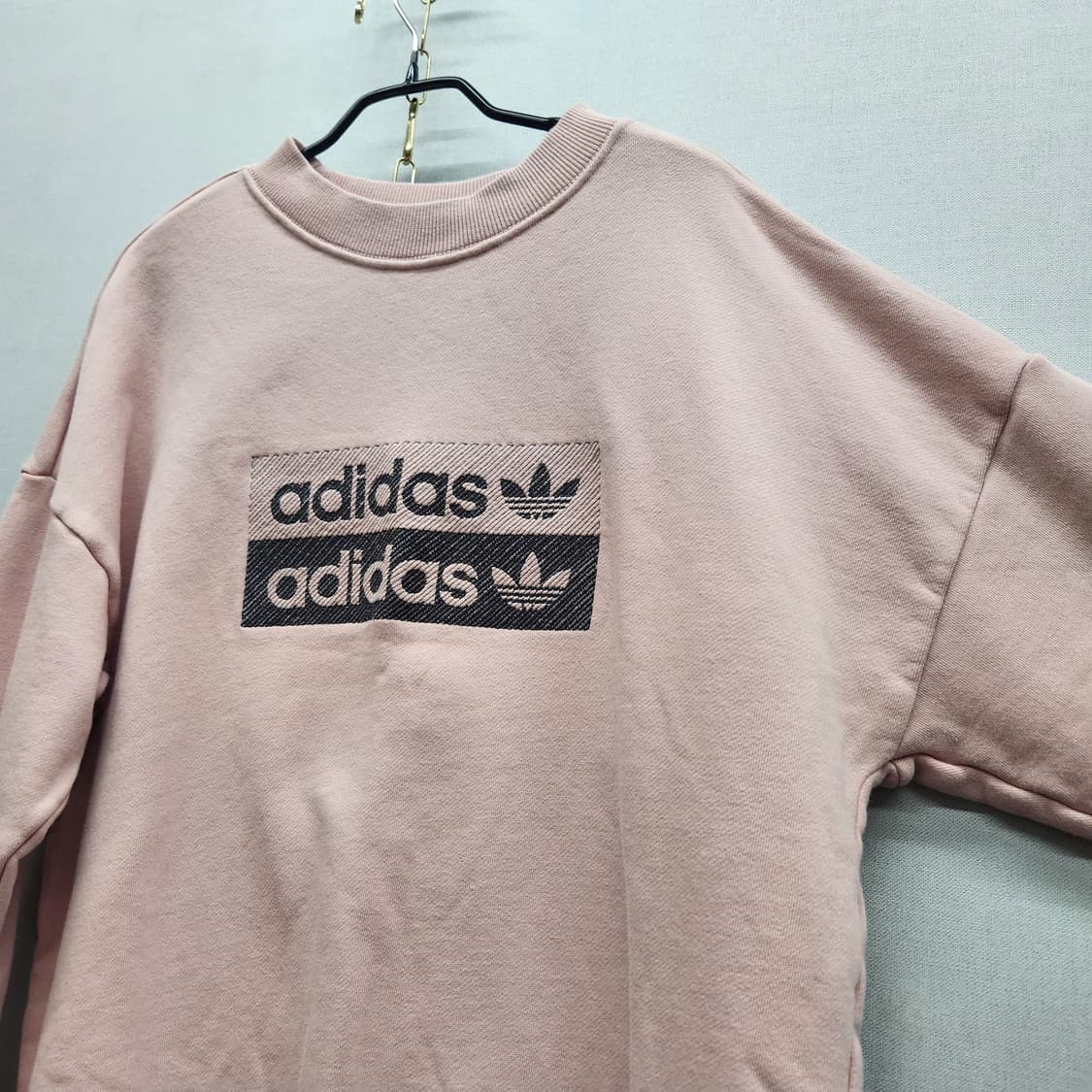 아디다스 인디핑크 더블로고 오버핏 맨투맨 S(XL) 상품이미지3