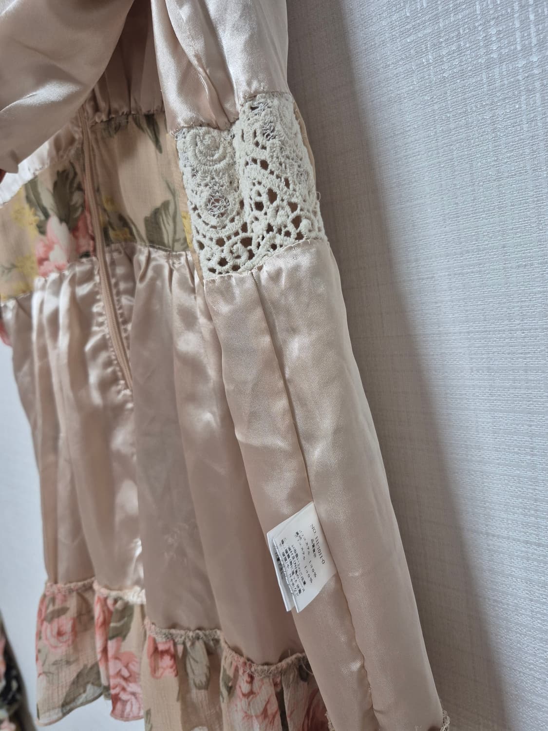 리즈리사 수선품 초고전템 히메갸루 앤틱플라워 베이지 블라우스 상품이미지7