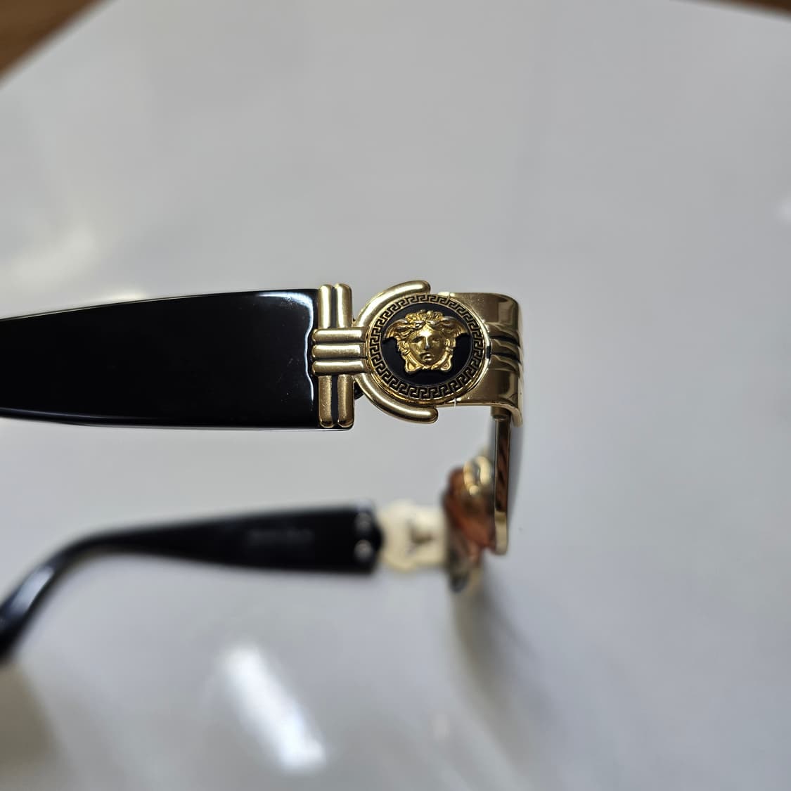Versace  90s베르사체 메두사 로고 선글라스  상품이미지3
