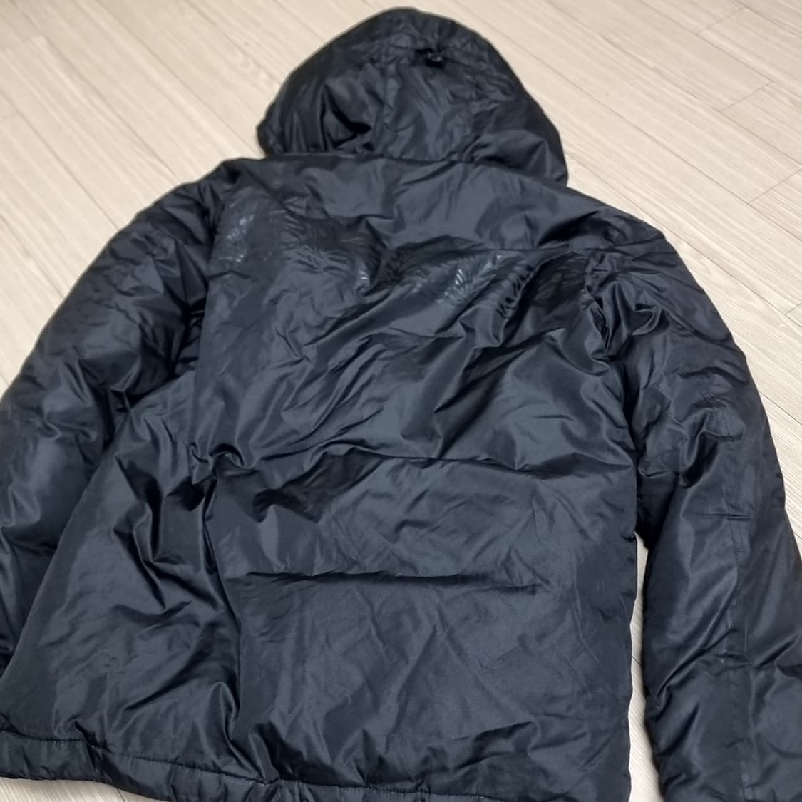 오니츠카타이거 블랙 후드 패딩 점퍼(95-100) 상품이미지8