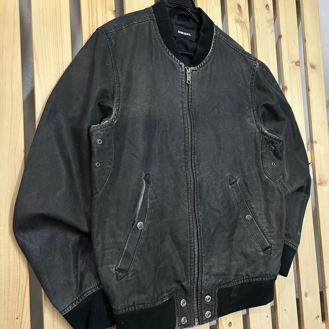 (S) 디젤 블랙 피그먼트 봄버자켓  상품이미지2