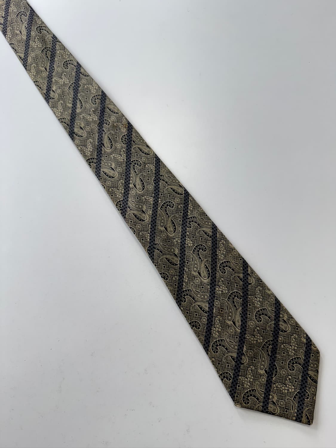 랑방(LANVIN) 프랑스 실크 페이즐리 넥타이 8.6cm 상품이미지2