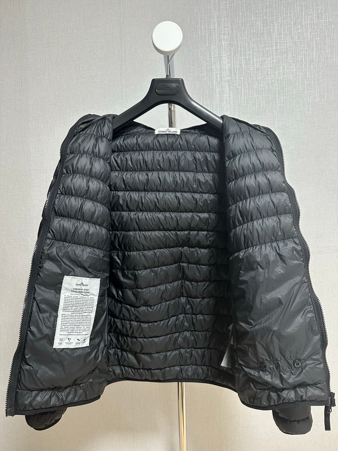 스톤아일랜드 마이크로얀 후드경량패딩 예약중 상품이미지3