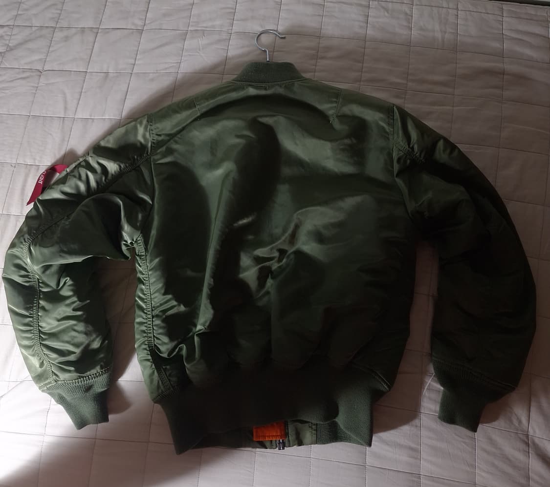 (새상품, S사이즈)알파 인더스트리 ma-1 상품이미지2