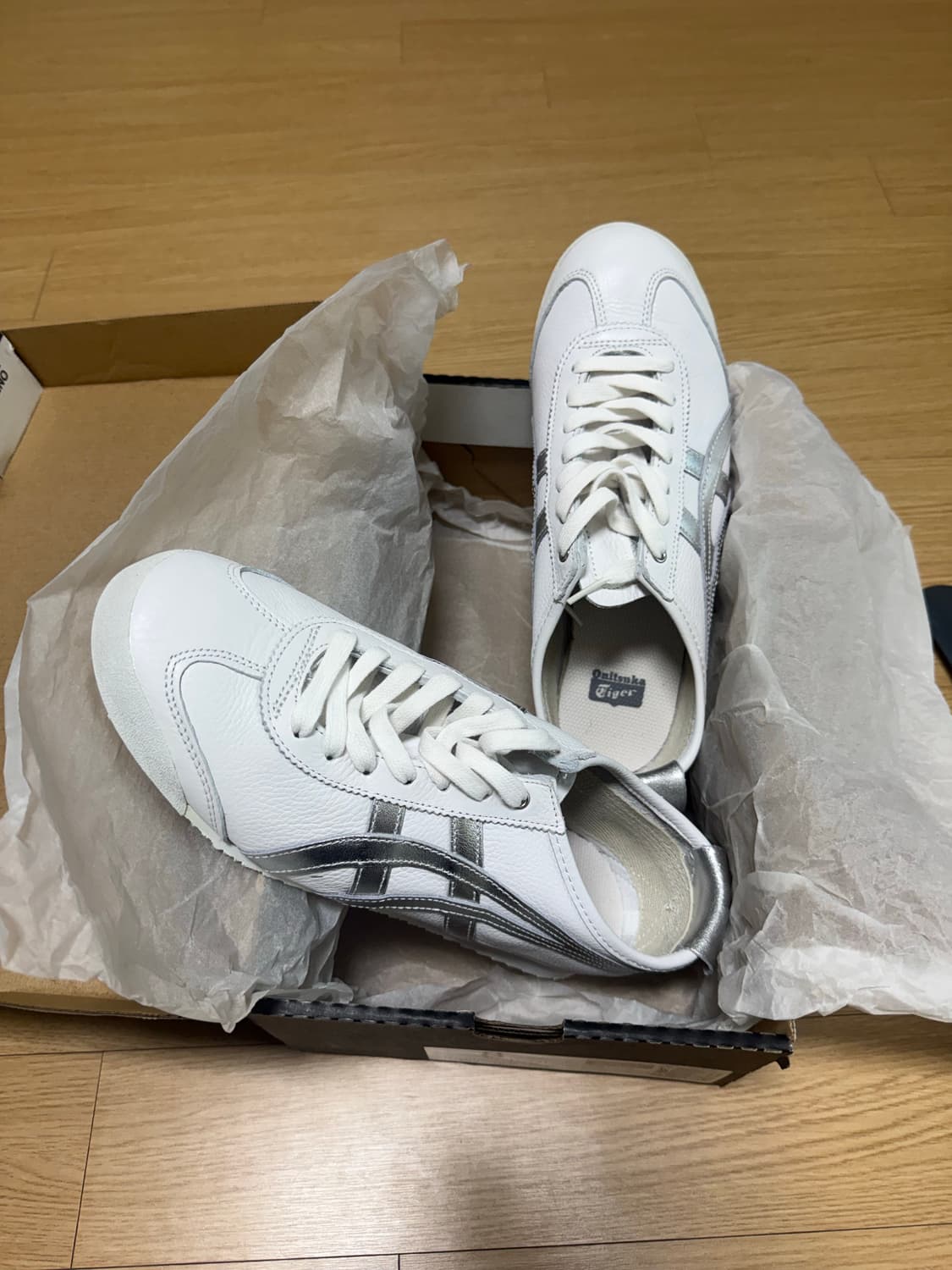 오니츠카타이거 화이트 실버(d508k-0193) 스니커즈(260) 새상품 상품이미지8