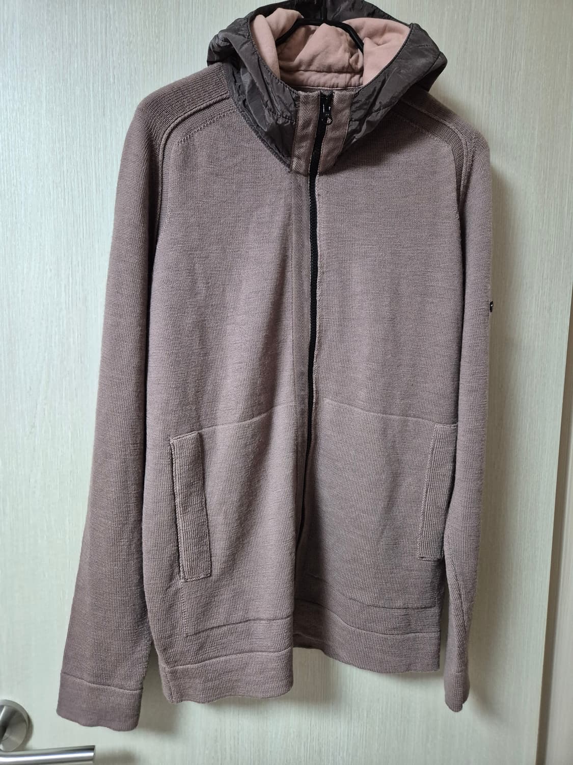 (정품) 스톤아일랜드 와펜 나일론 배색 울니트 후드집업 상품이미지2