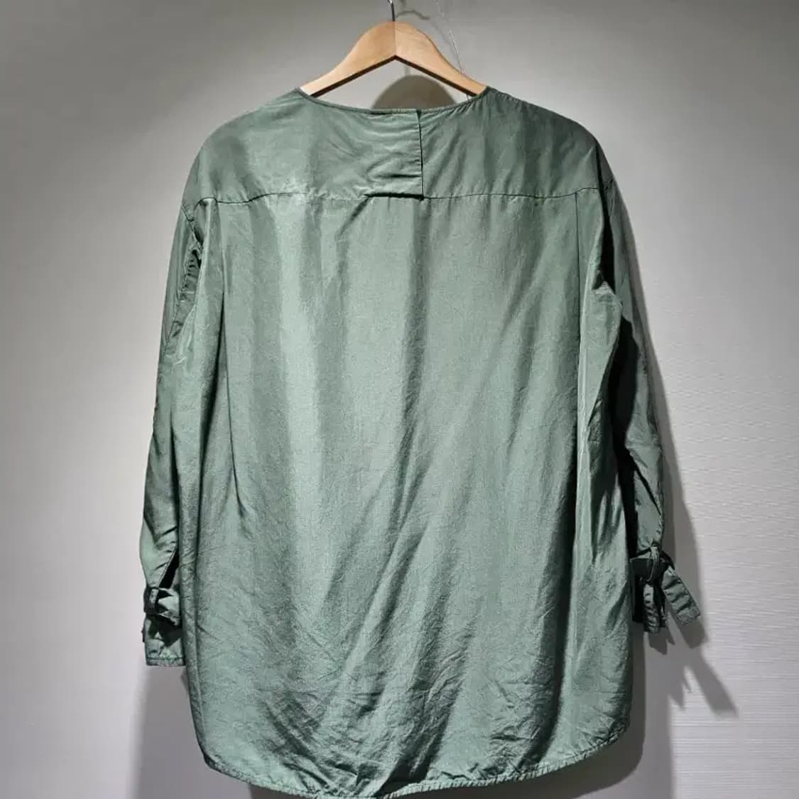 더캐시미어 긴팔 블라우스 ~55반 상품이미지6