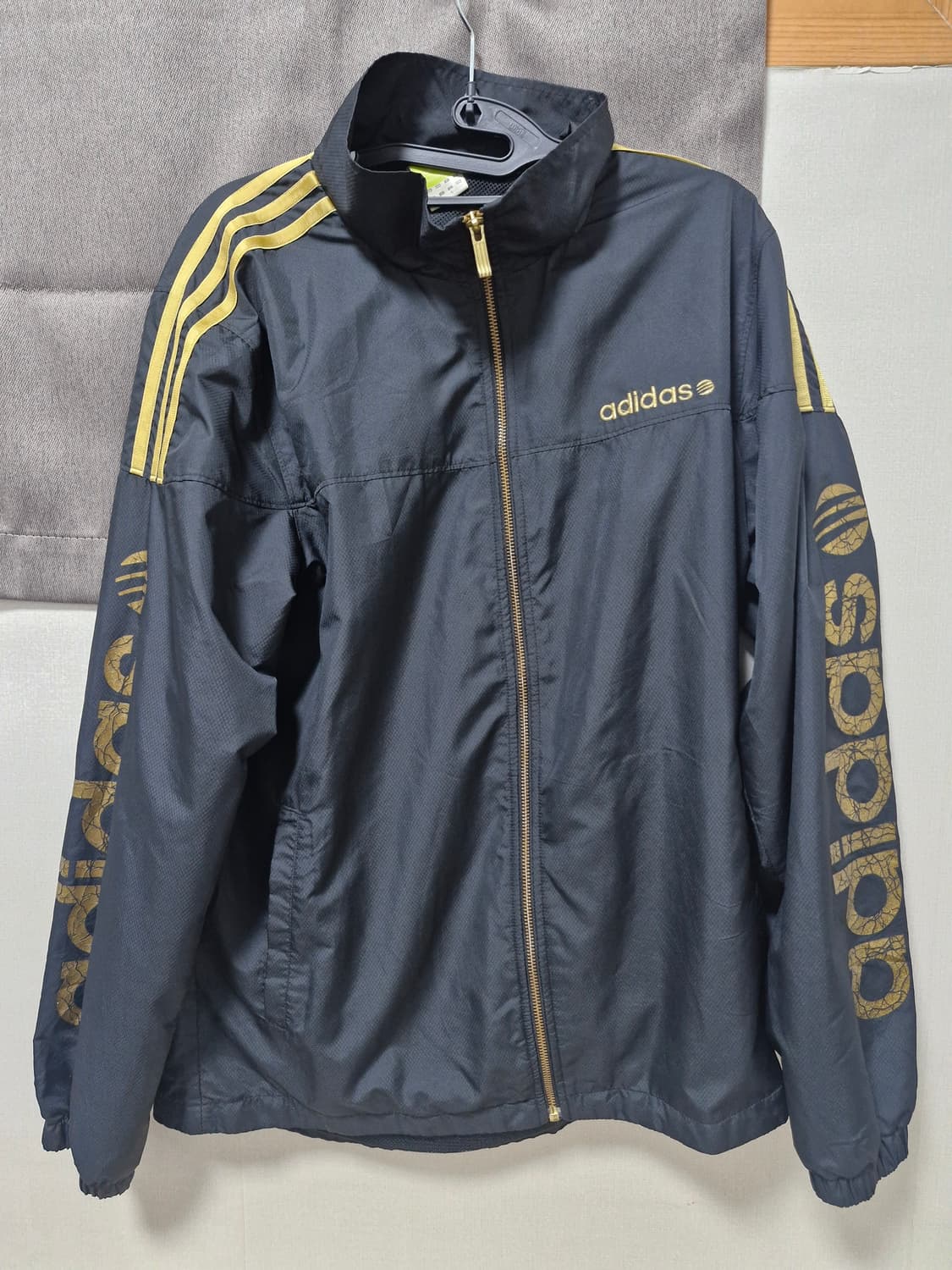 일본 아디다스 바람막이 져지 검골 상품이미지1