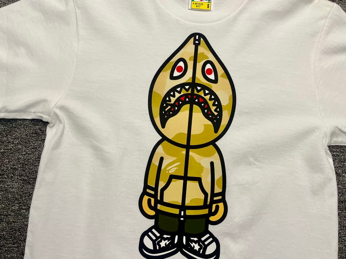 [90] 베이프 반팔티 새제품 S 상품이미지2