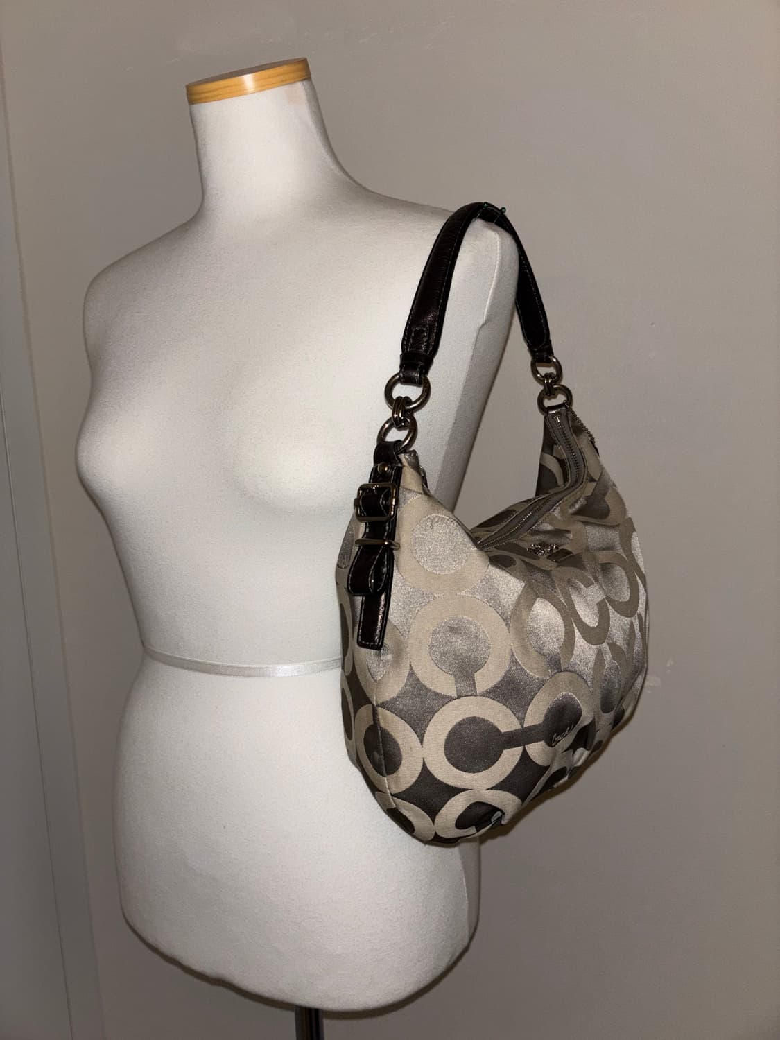 Coach vintage silver shoulder bag 상품이미지5