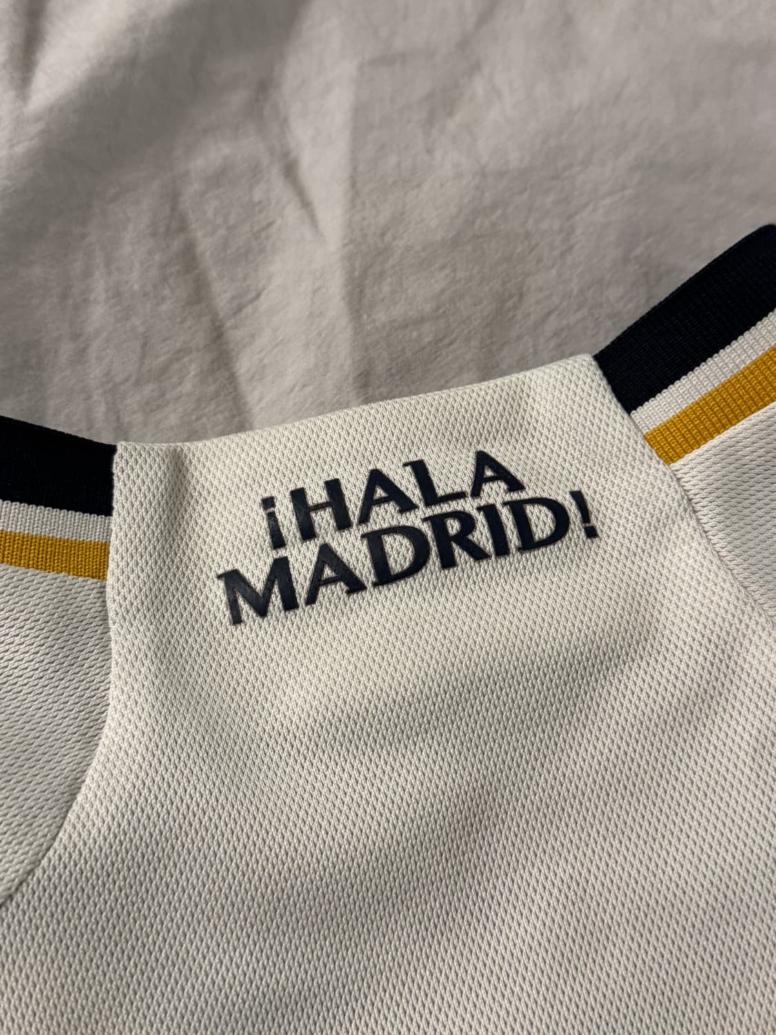 레알 마드리드 23-24 홈 유니폼 상품이미지7