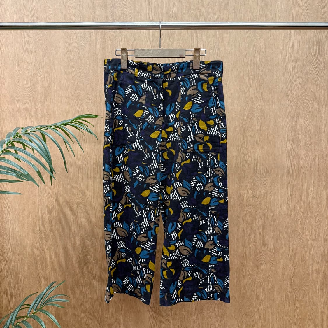 막스마라 와이드 크롭 팬츠 하이웨스트 플로럴 아트워크 패턴 디테일 상품이미지1