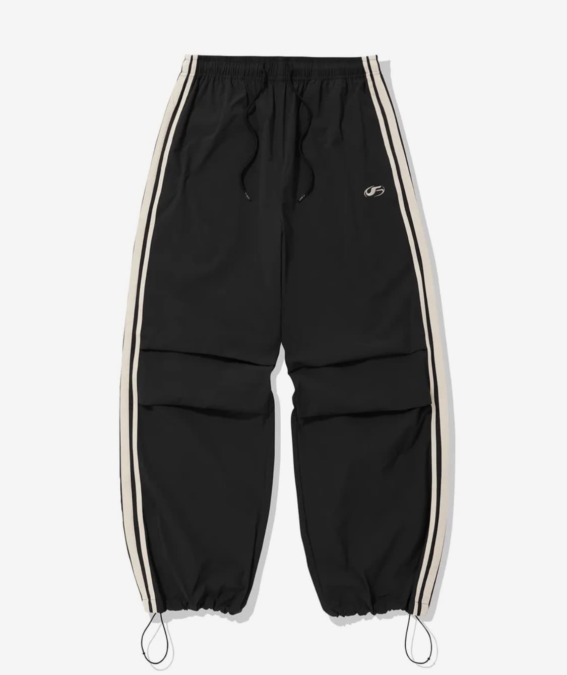 필루미네이트 나일론 투 턱 테이핑 팬츠-블랙 상품이미지1