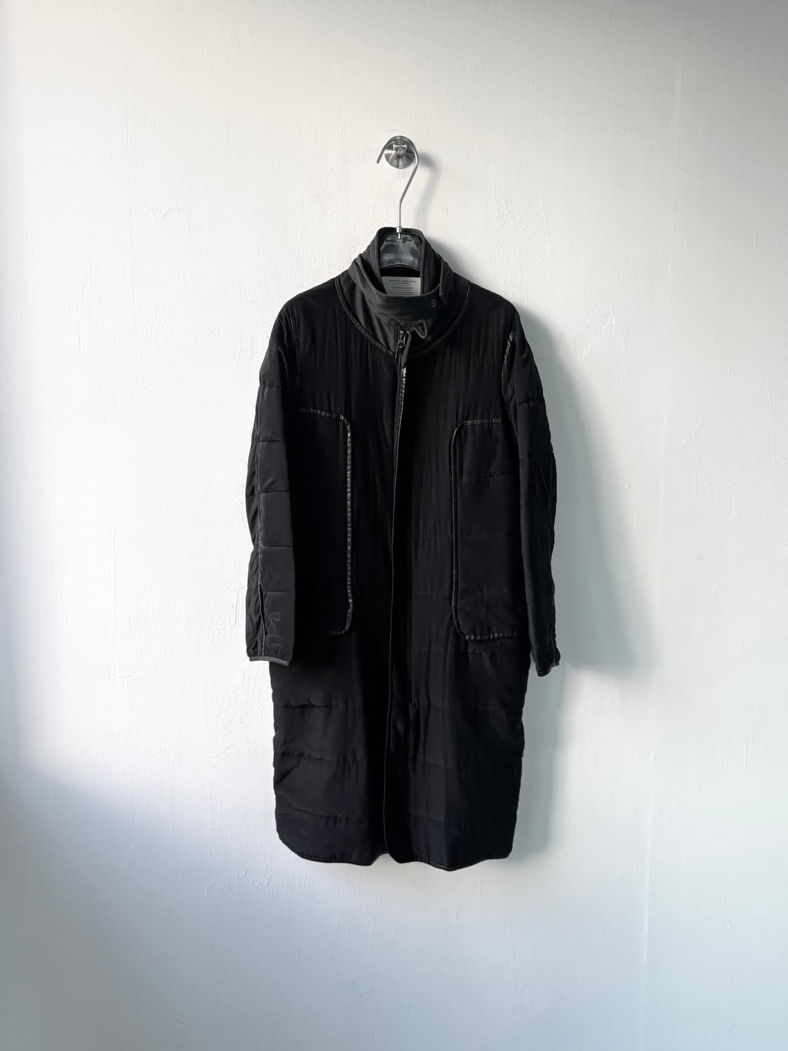 언더커버 하이넥 실크 레더 코트  상품이미지5