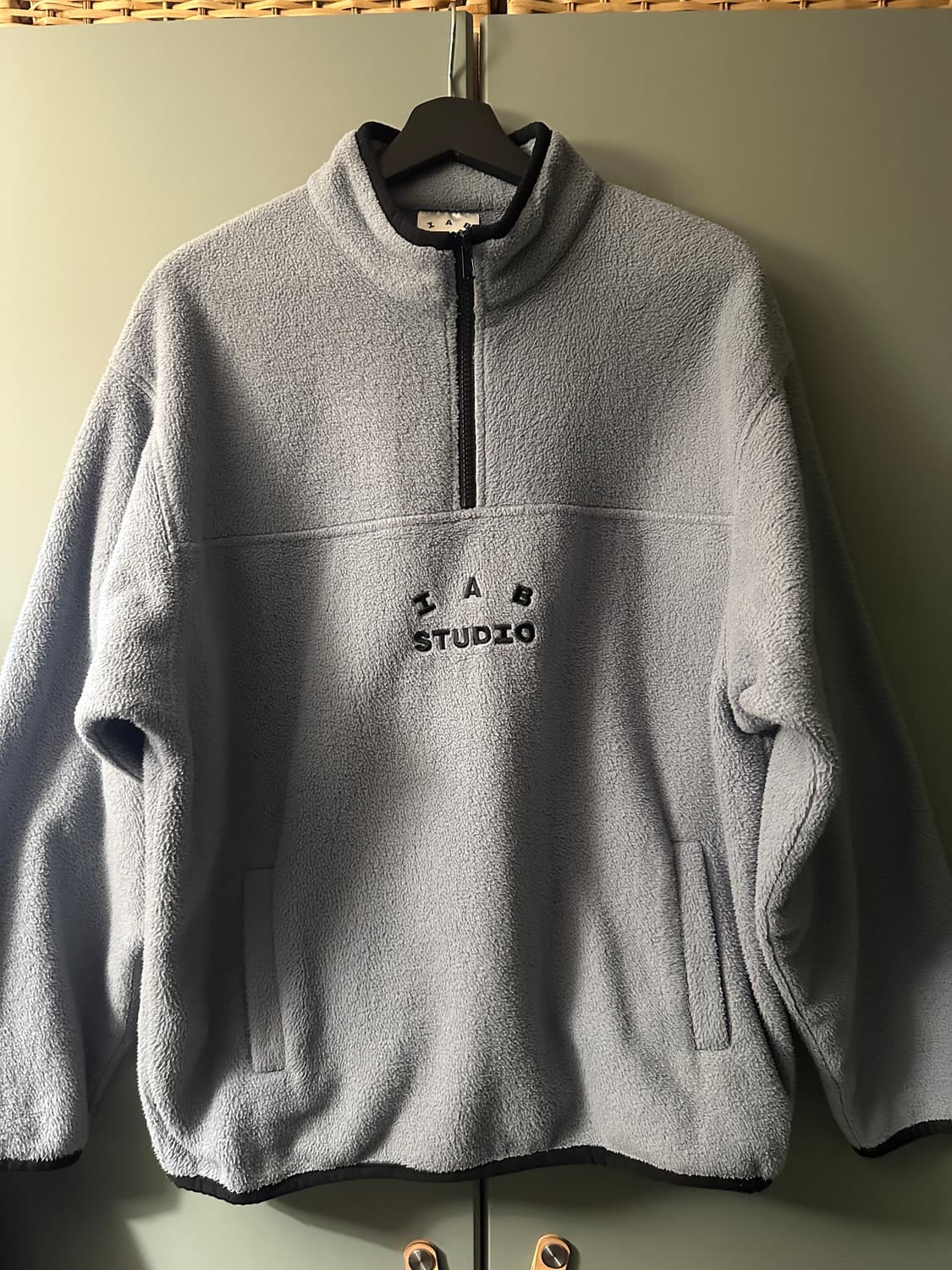 아이앱 스튜디오 후리스 쿨그레이 L 상품이미지2