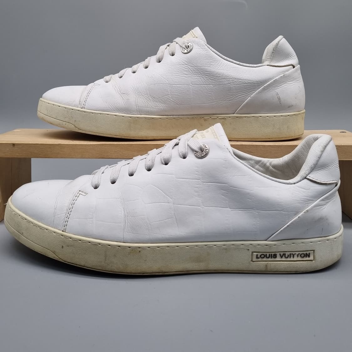 루이바통 레더 남성스니커즈 실사이즈275 상품이미지1
