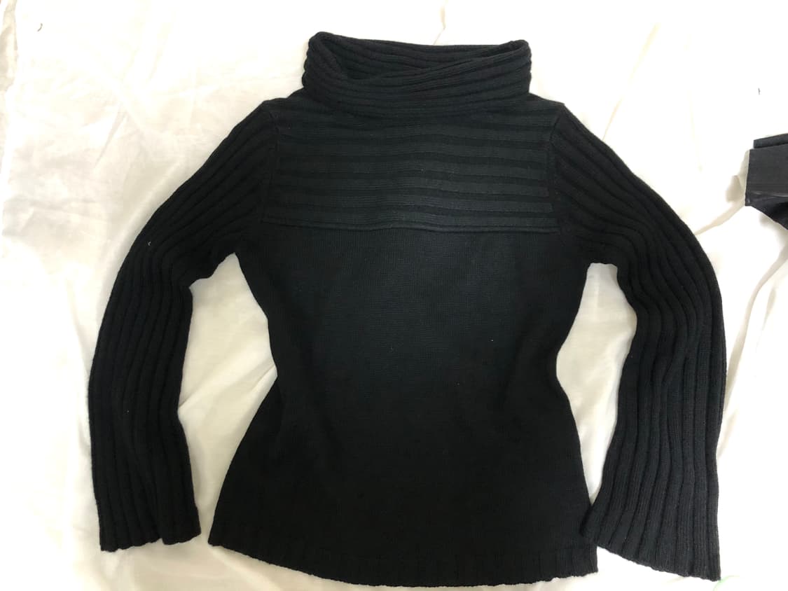 빈티지 블랙 하이넥 니트 상품이미지3