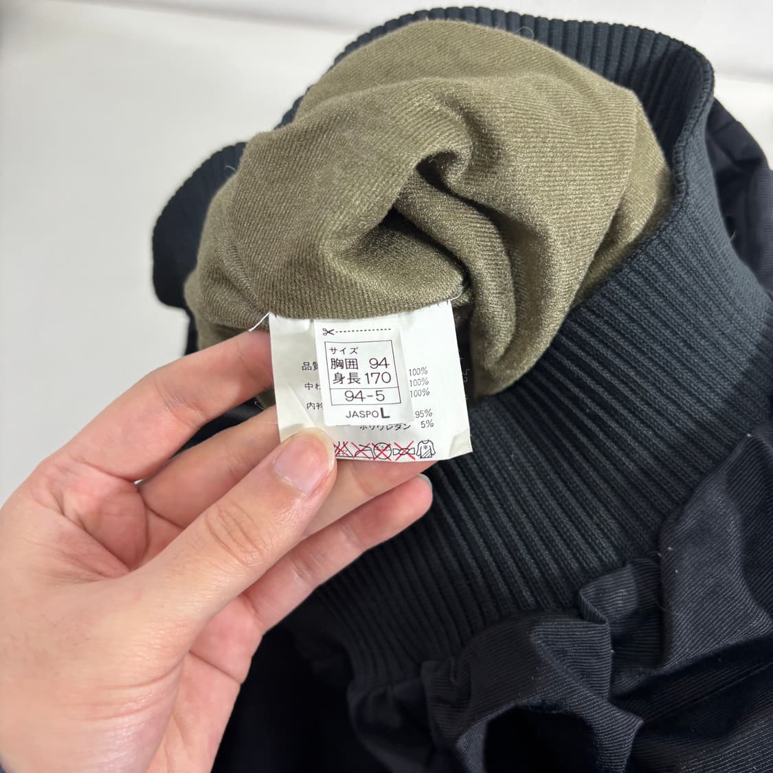 M-L 올드아식스 블랙 가오리오버핏 누빔점퍼 상품이미지5