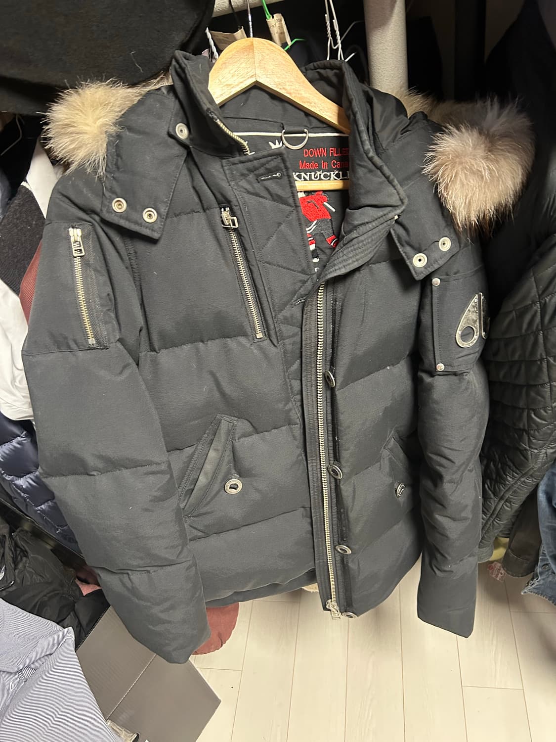 (5회 미만 착용)무스너클 쓰리쿼터 패딩 m사이즈 상품이미지1