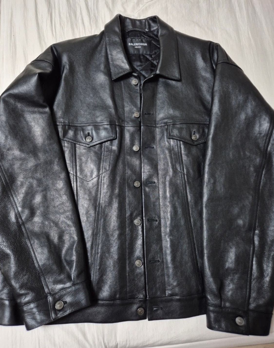 발렌시아가 버팔로 가죽자켓 상품이미지1