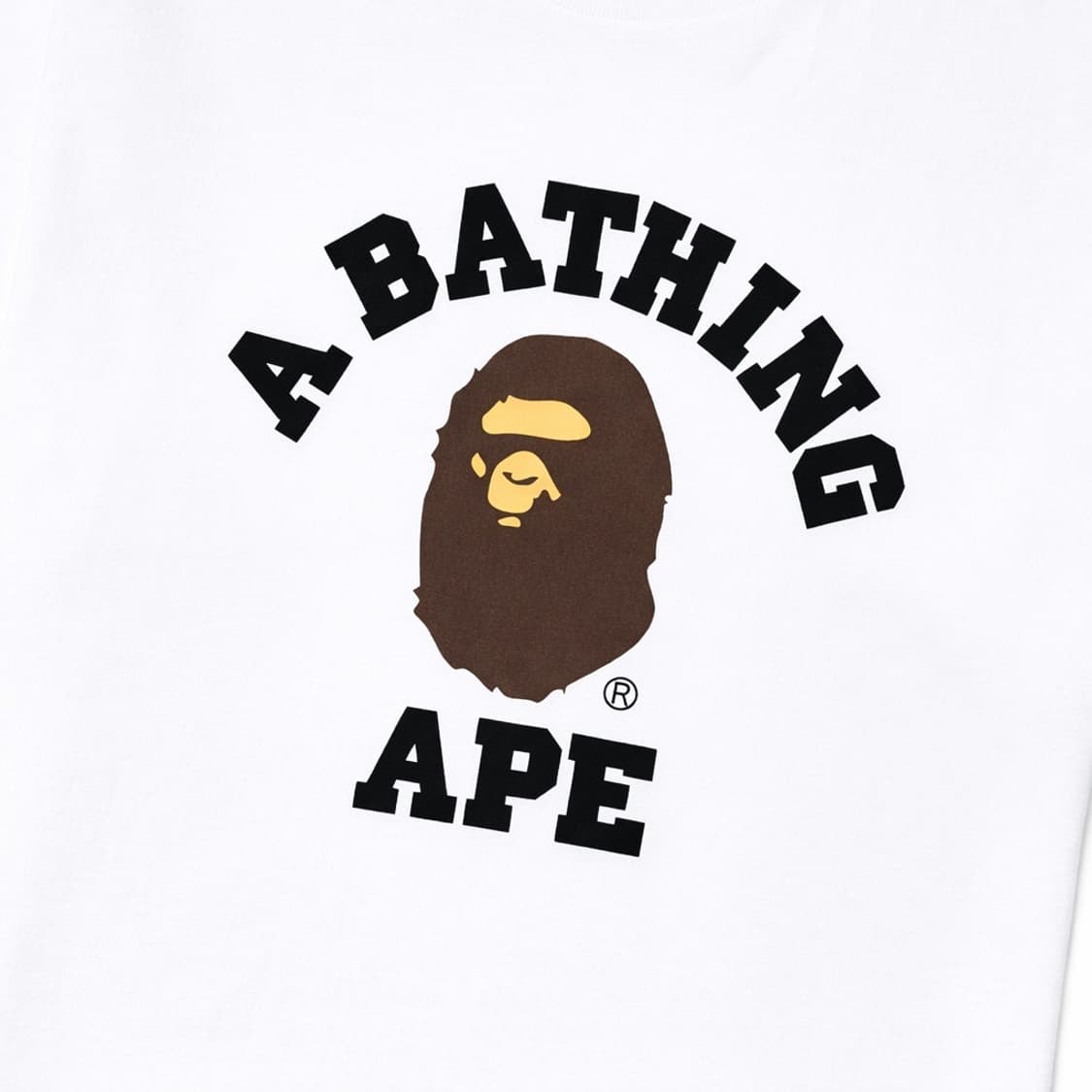 베이프컬리지 반팔티 화이트XL (새상품/정품) 상품이미지3