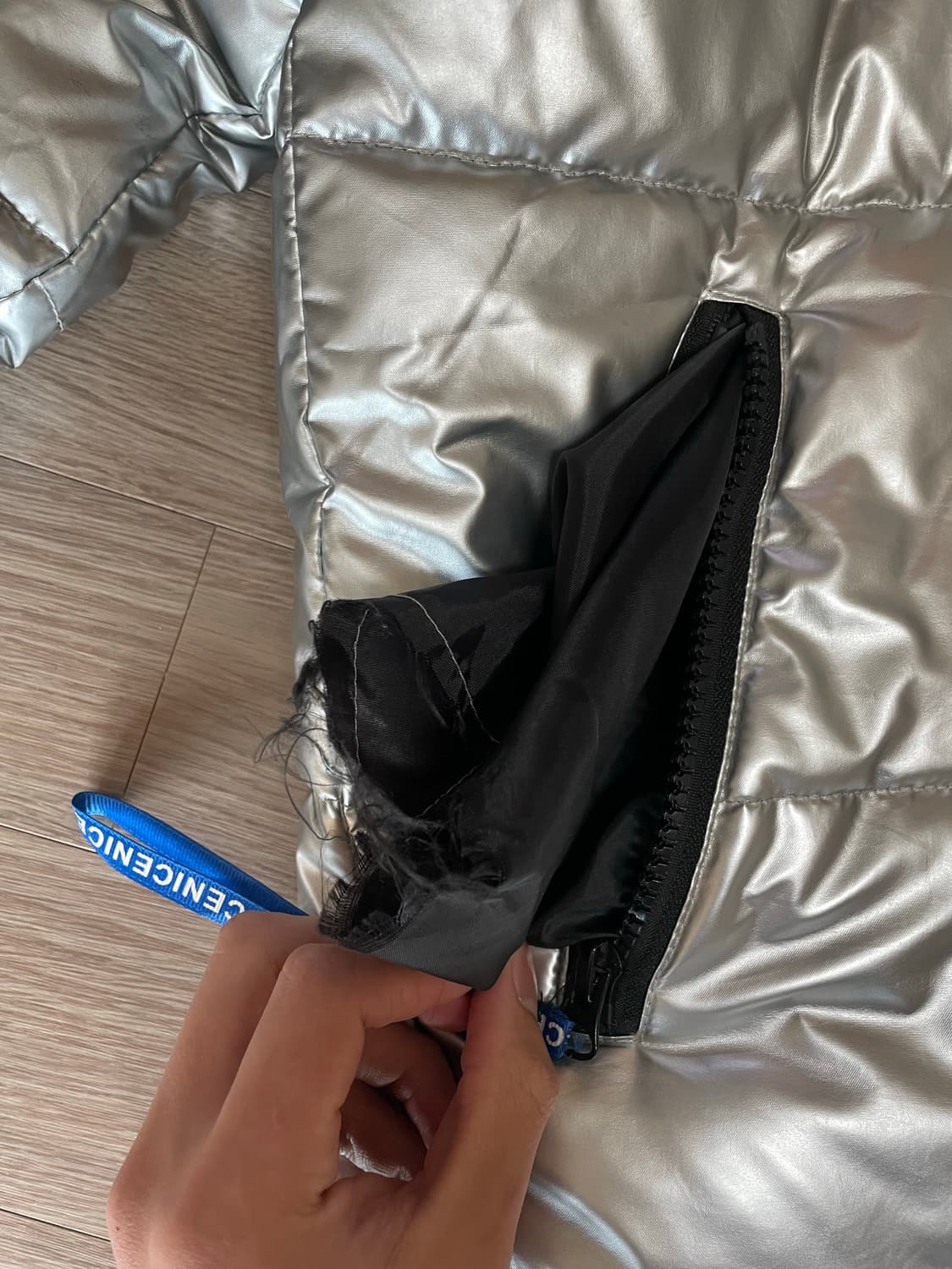 글로시 실버 디테일 푸퍼 자켓 상품이미지8