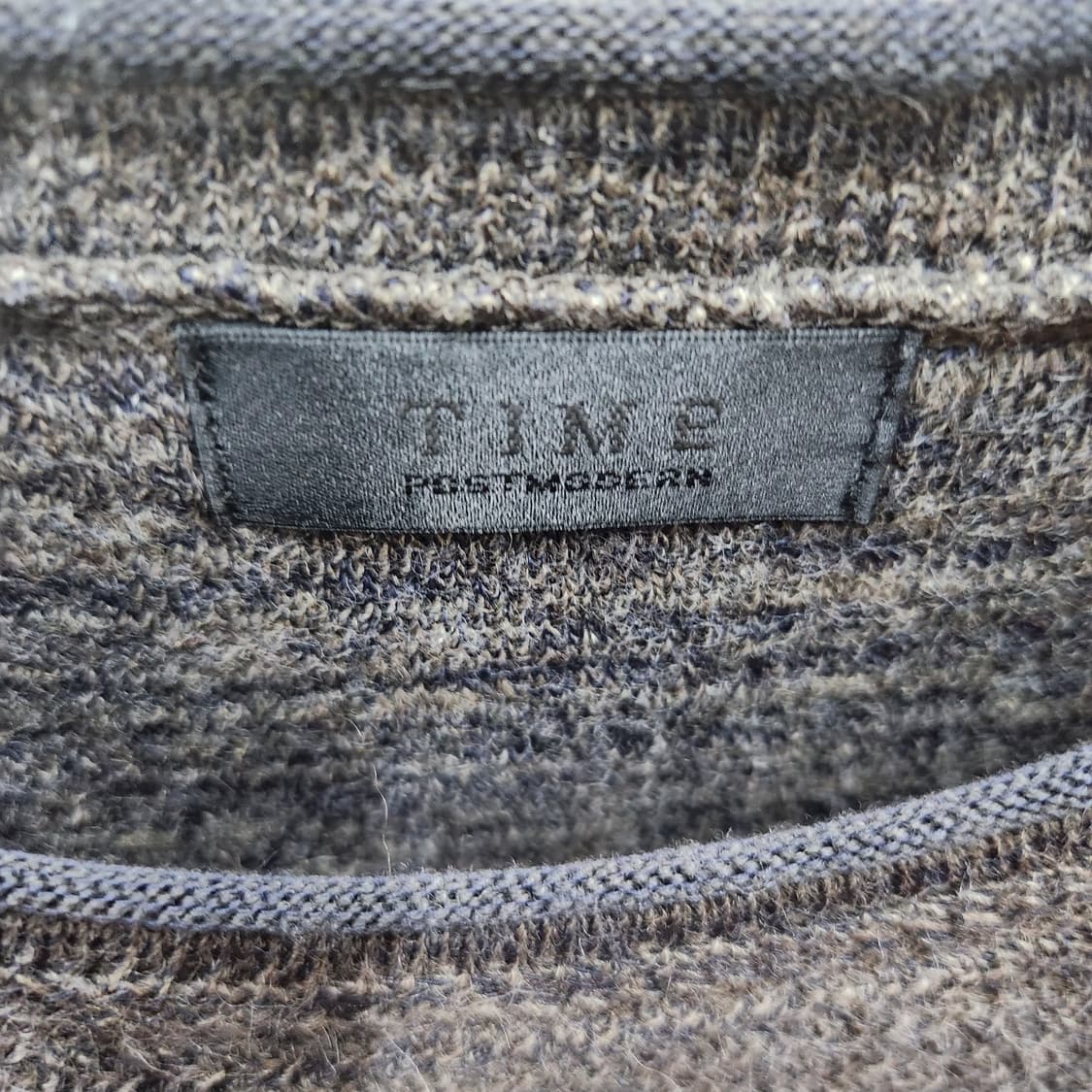 한섬 타임 소매 배색 디테일 니트 L 상품이미지4