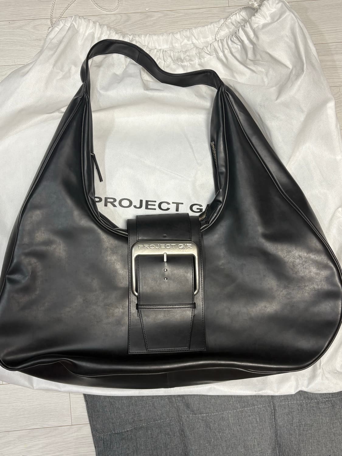판매) 프로젝트 G/R 메가 버클 호보백 블랙 상품이미지2