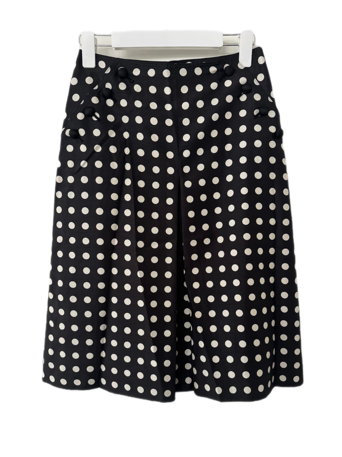 도트 패턴 버튼 디테일 미디 스커트 상품이미지1