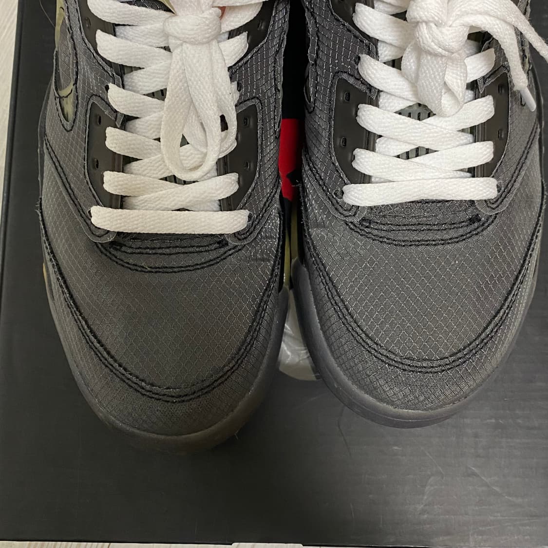 [260] 오프화이트 조던 5 블랙 모슬린 상품이미지5