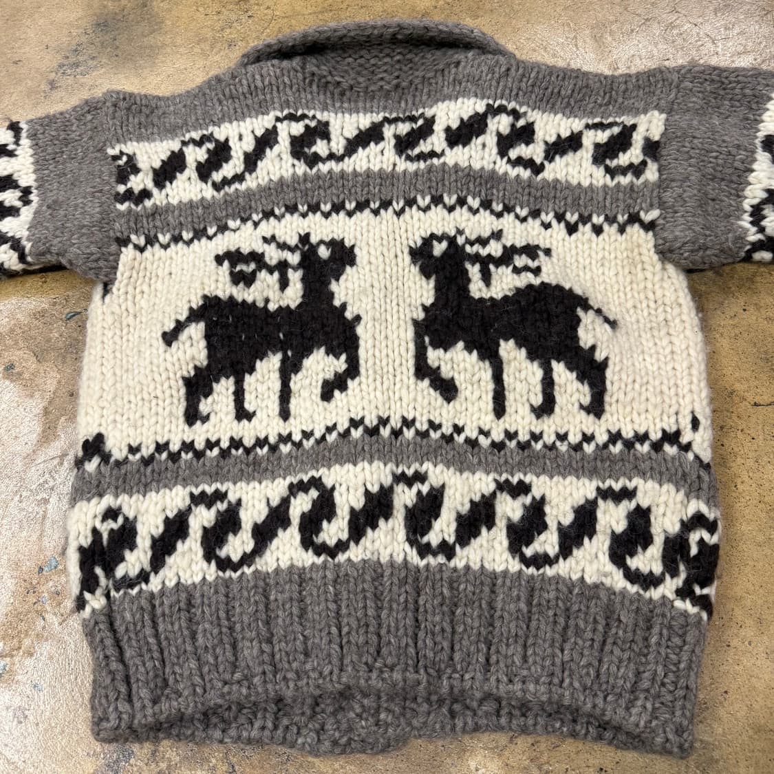 모리 코위찬 니트 가디건  상품이미지4